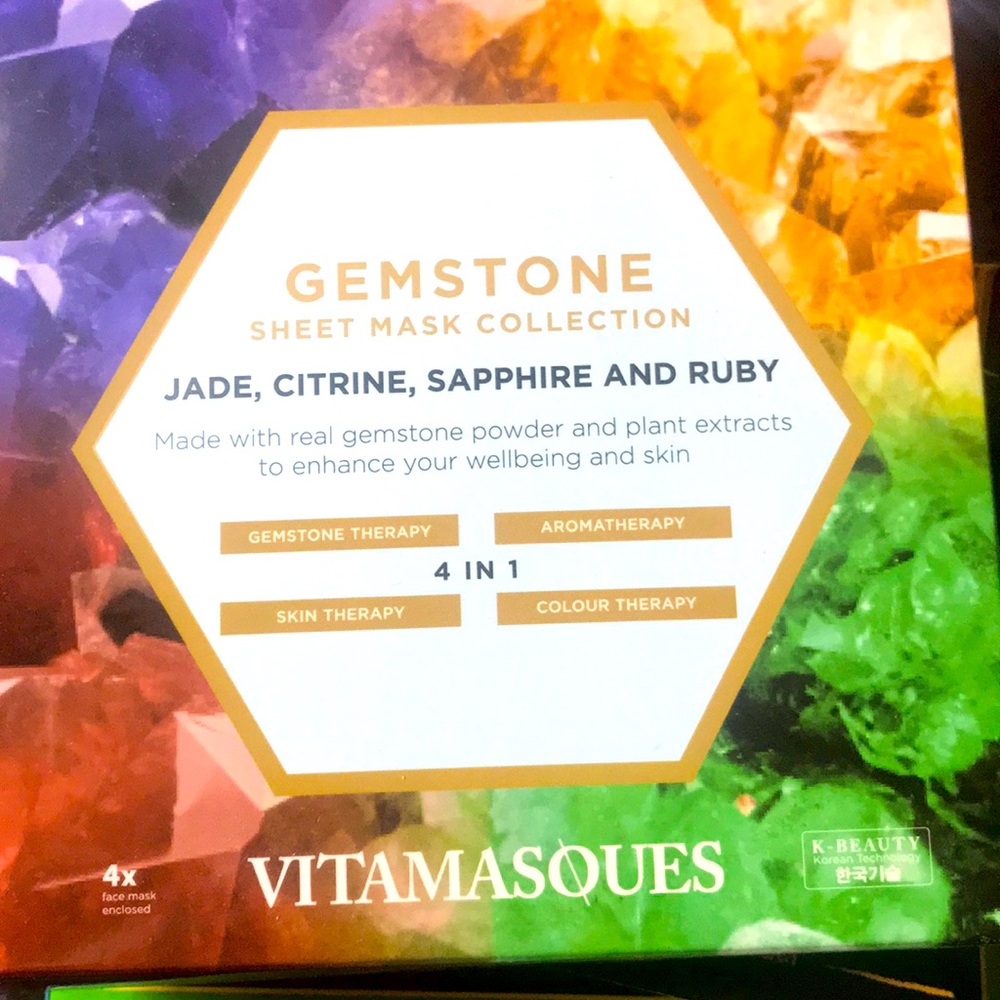 Vitamasoues gemstone face masks